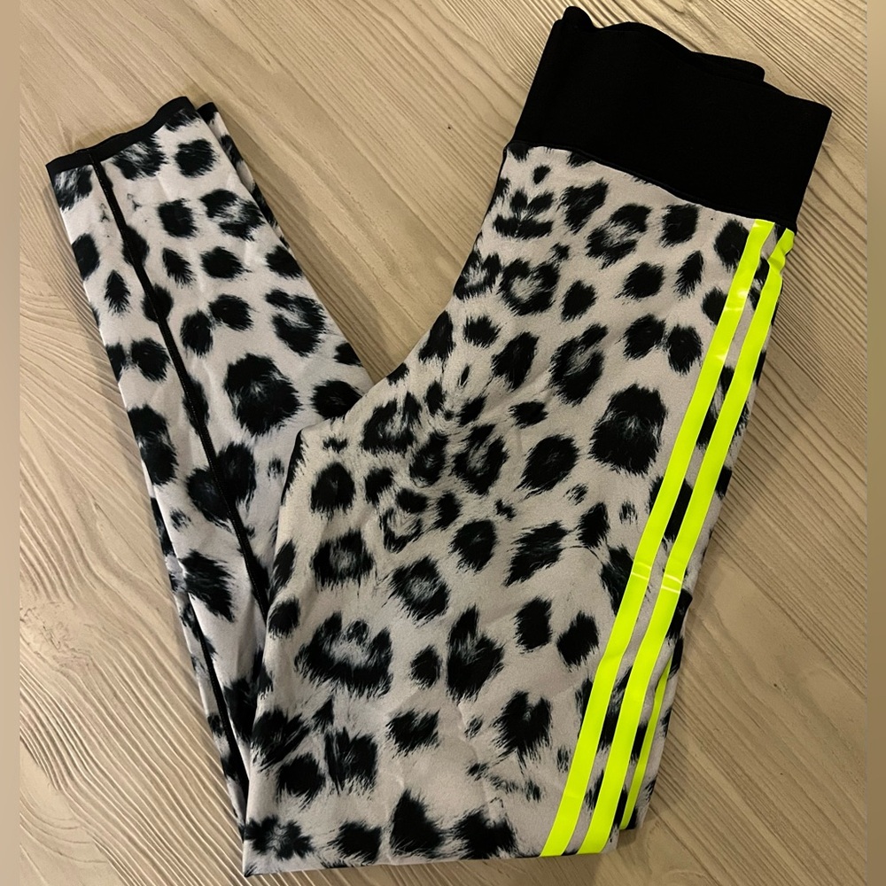 Ultracor Leopard Print Leggings
